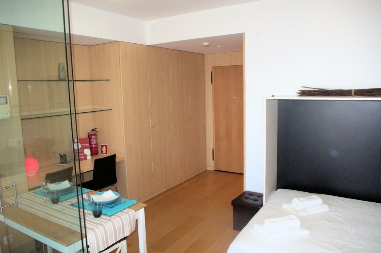 STUDIO JAIME BRASIL WITH BALCONY PORTO (Portugal) - de € 68